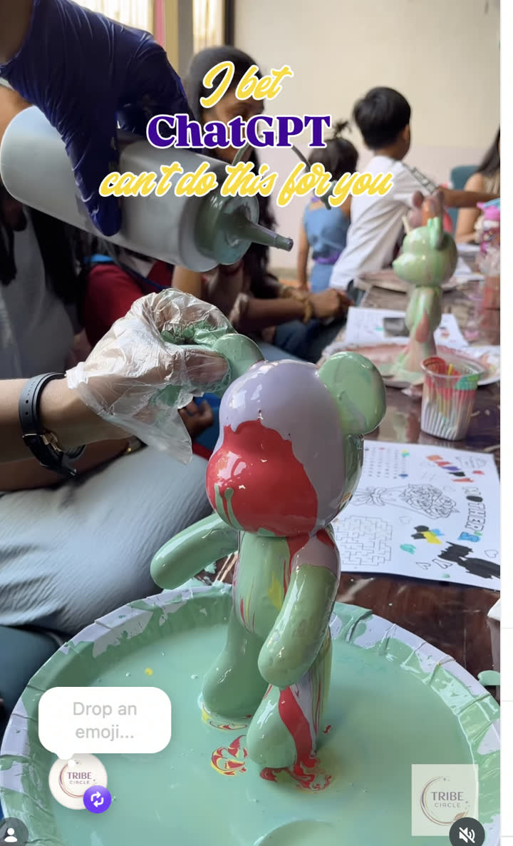 Fluid art workshop moment